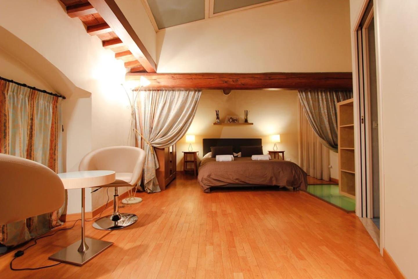 Santa Reparata Loft ฟลอเรนซ์ ภายนอก รูปภาพ